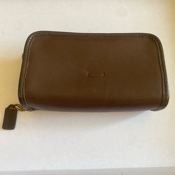 Coach Vanity -EUC - Picture 1 of 8